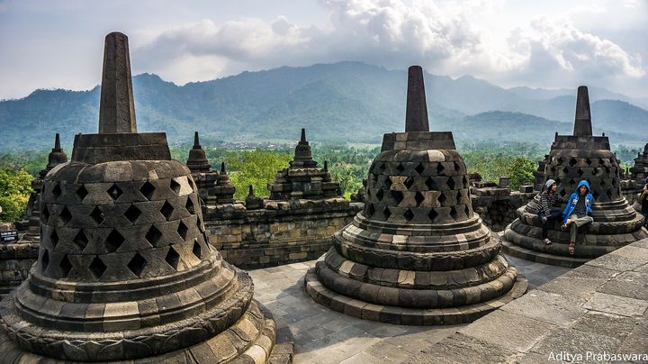 ボロブドゥール寺院 日の出